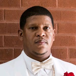 Meet your Posher, Deanthony